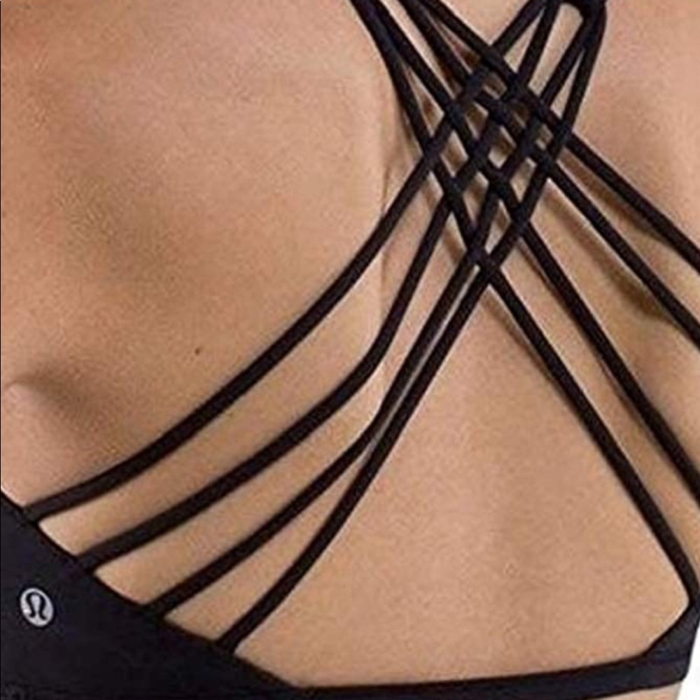 Lululemon free to be wild sports bra